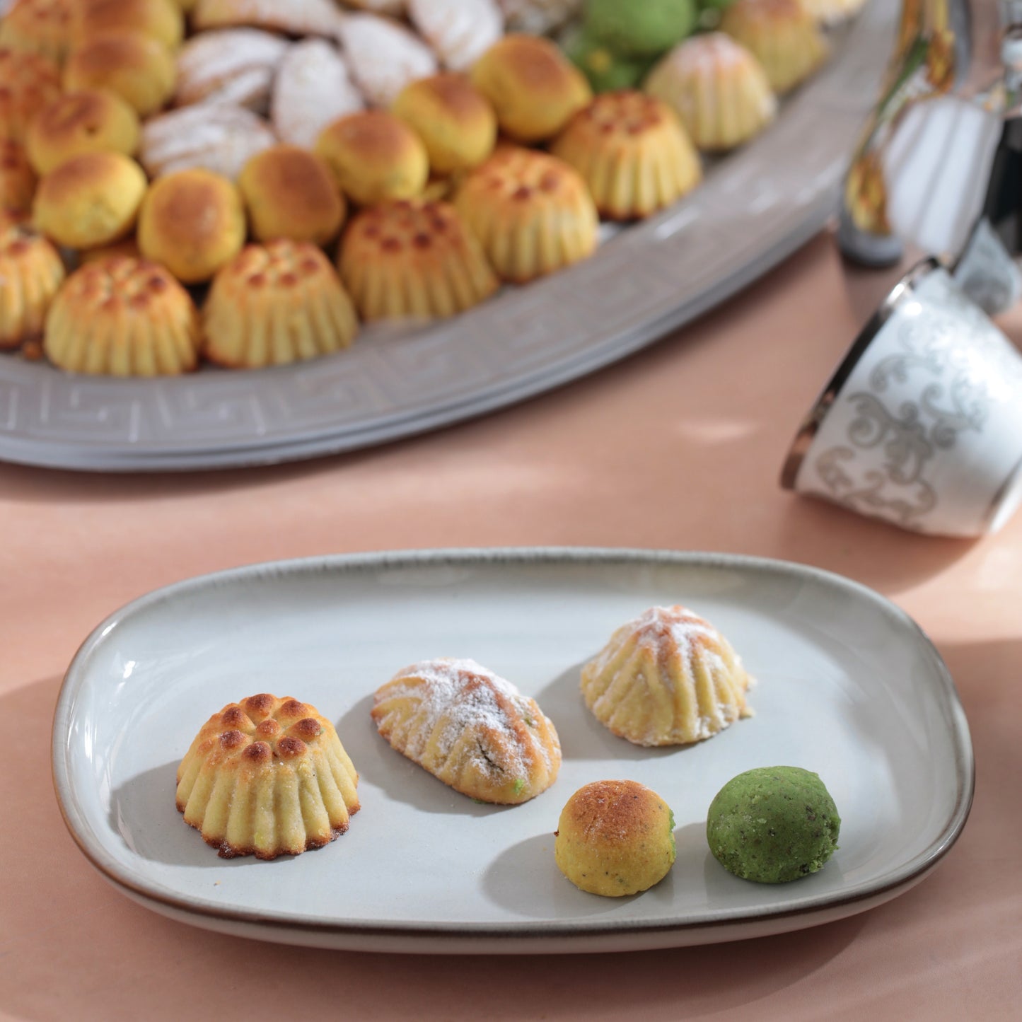 Maamoul & Ghrayba Mix with Normal Tray