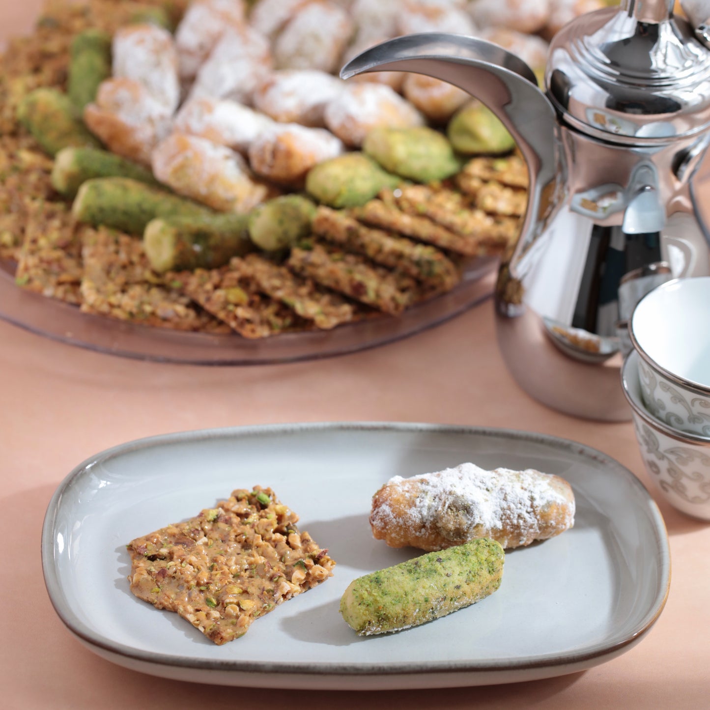 Damlooj & Crackers Mix with Normal Tray