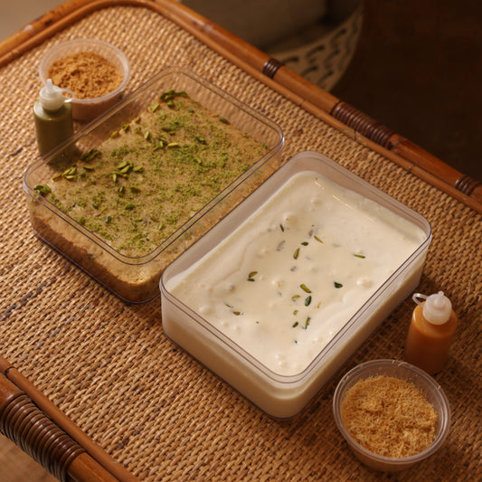 بلوندي فستق دافئ مع آيس كريم المستكة